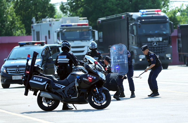 宜興警方吹響“競賽之哨”激勵全警爭先創優